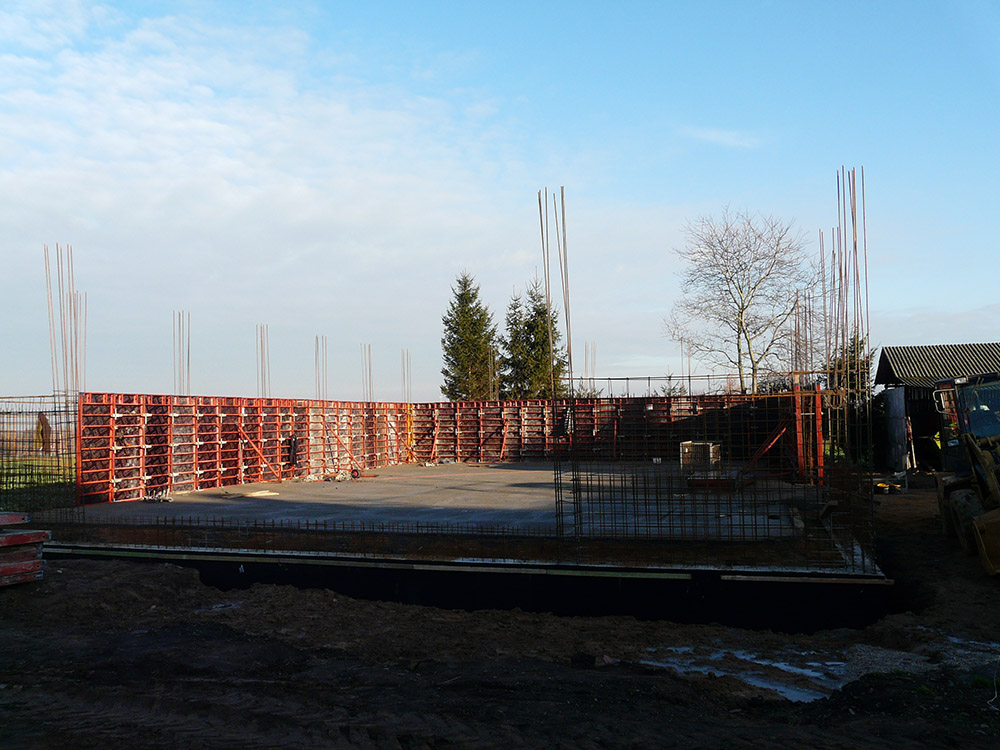 Budowa budynku gospodarczego w Uniejowicach